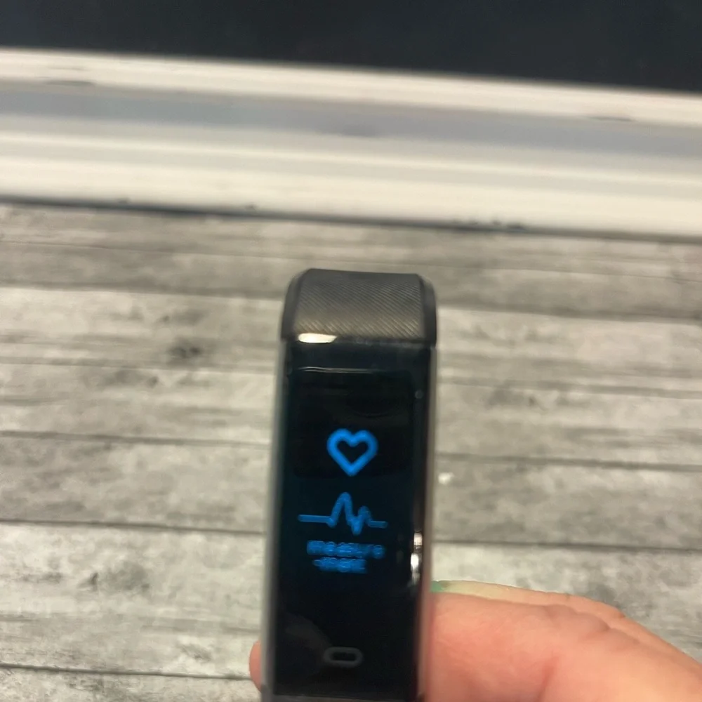 Black Fitness Tracker